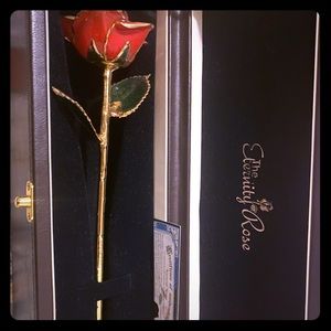 ♾🌹 Eternity rose 24k gold ♾🌹